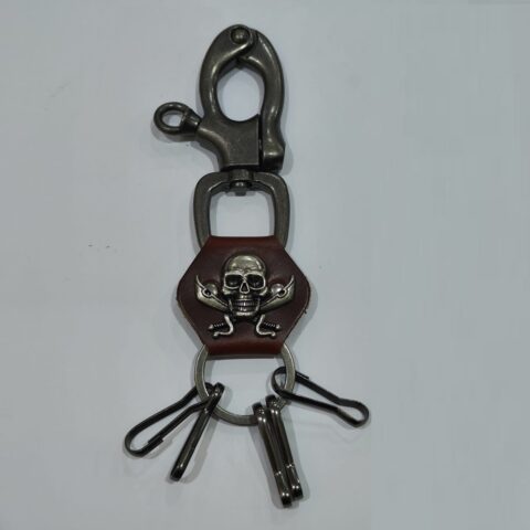 KEYCHAIN COWHIDE LEATHER + METAL MATERIAL